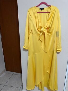 Eloquii Bright Yellow Tie-Front Midi Dress